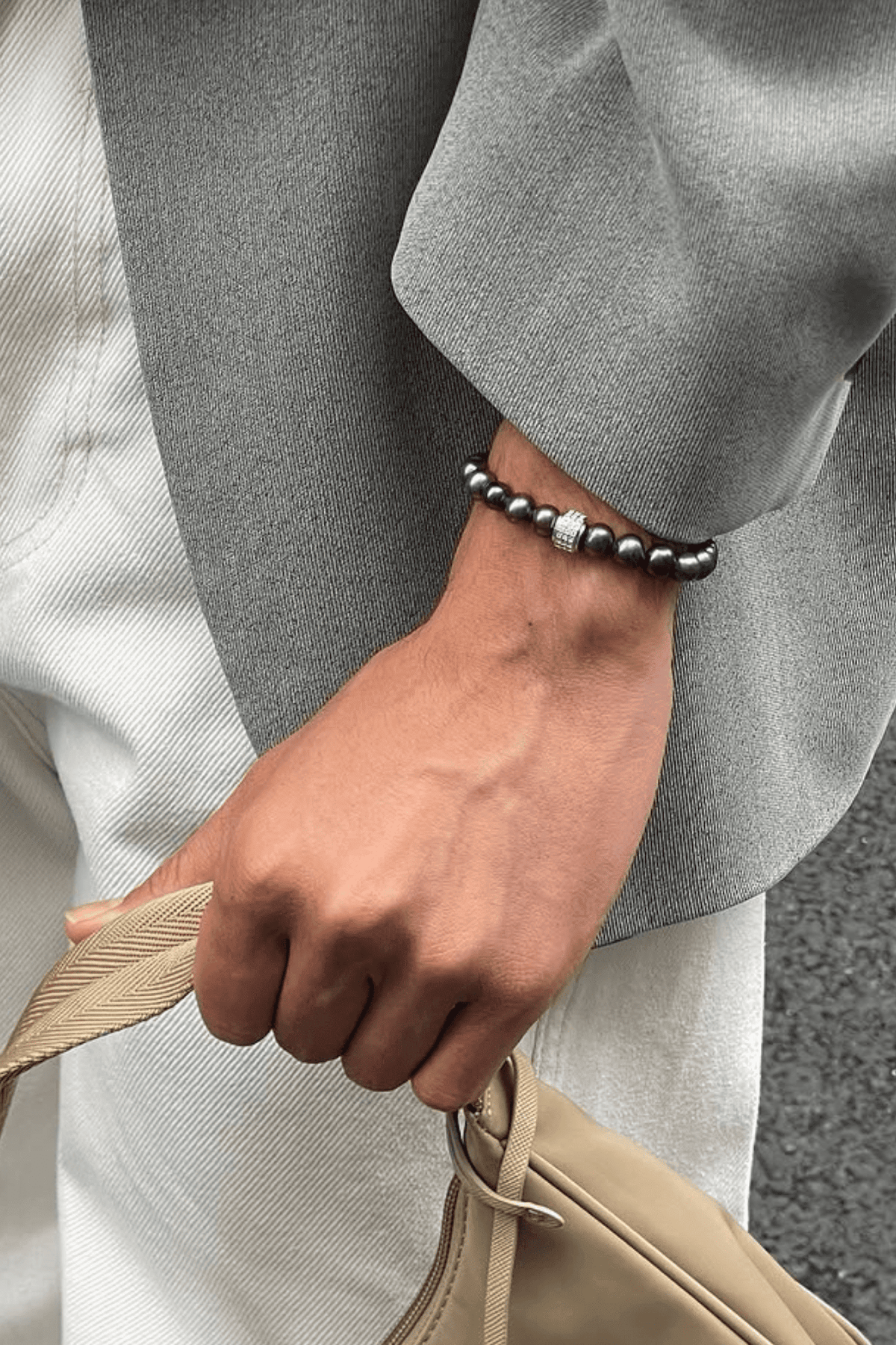 Bracelet Swann Perles d'eau douce Noires et Plaqué Or - NEIJE