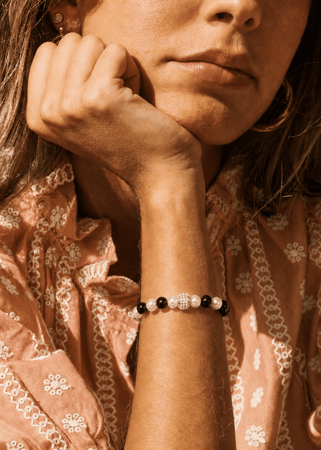Bracelet Architectural Perles de Culture Onyx et Or Blanc - NEIJE
