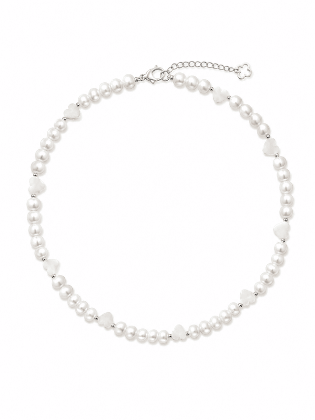 collier perles et coeur nacre