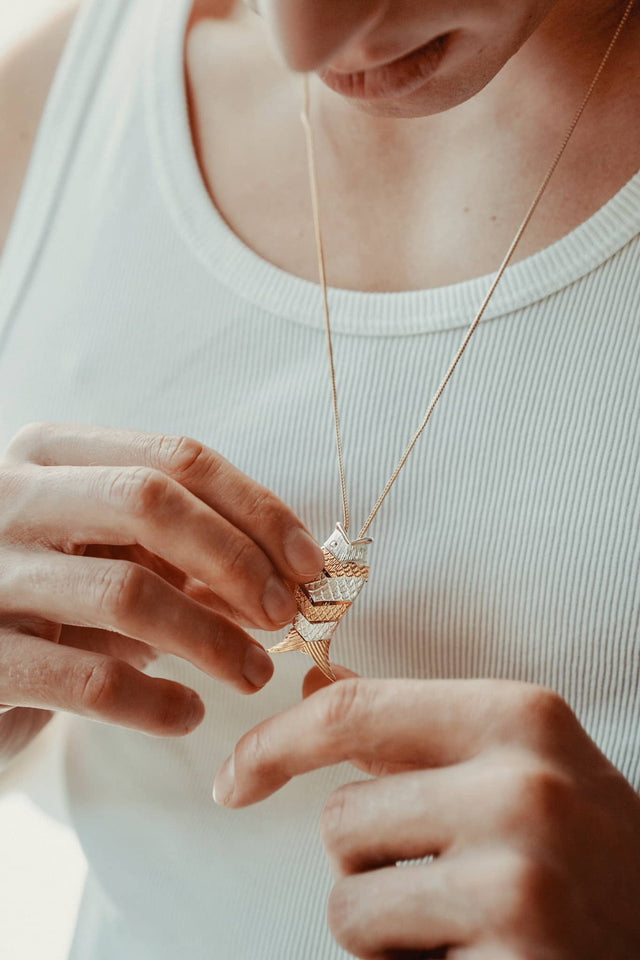 pendentif poisson articulé