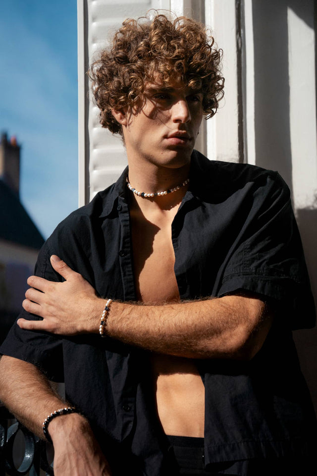 Colliers et Bracelets Unisexes : Les Bijoux Genderless s'affirment - NEIJE