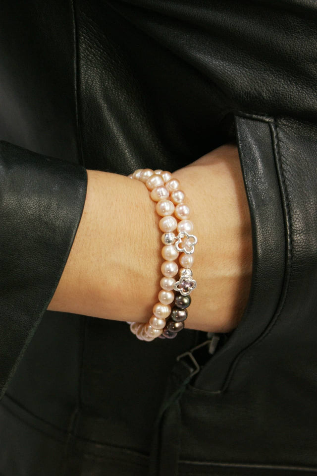 Bracelets de perles d'eau douce noires et roses