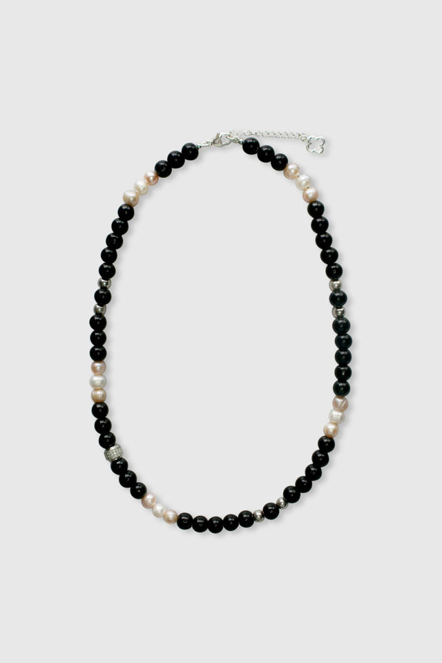 Collier unisexe en perles d'onyx et perles de culture. Fabrication française.