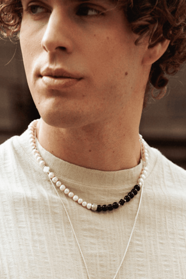 Collier masculin de perles de culture et onyx de fabrication française