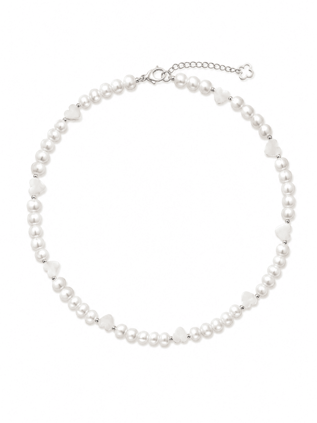 collier perles et coeur nacre